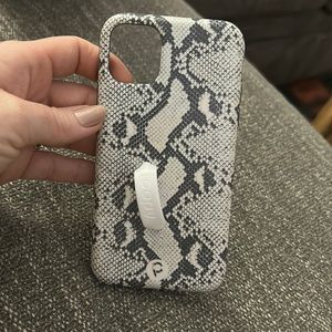 IPhone 11 loopy snakeskin (used only for 2 days!!) Like new
